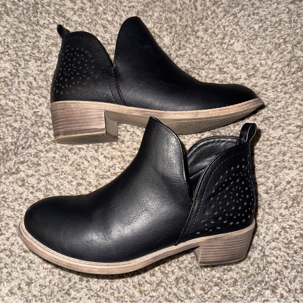 Black Ankle Boots
